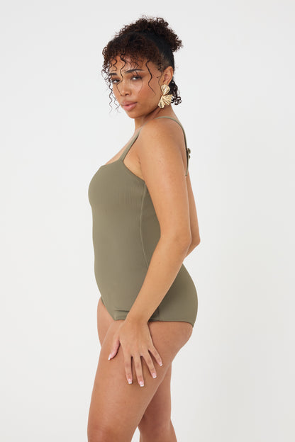 The Classic Low-Cut Leg OLIVE RIB